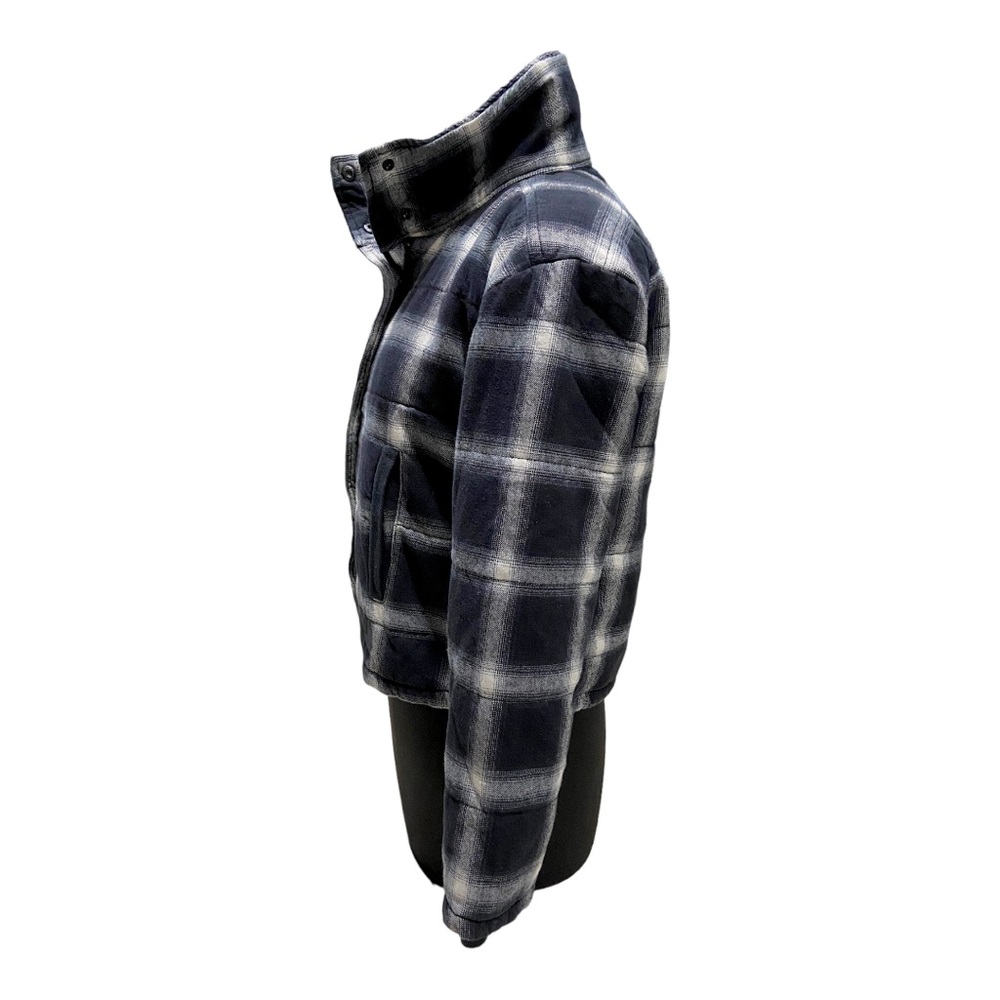 Evereve Lucy Cropped Full Zip  Black, White, and Gray Plaid Jacket - Picture 6 of 11
